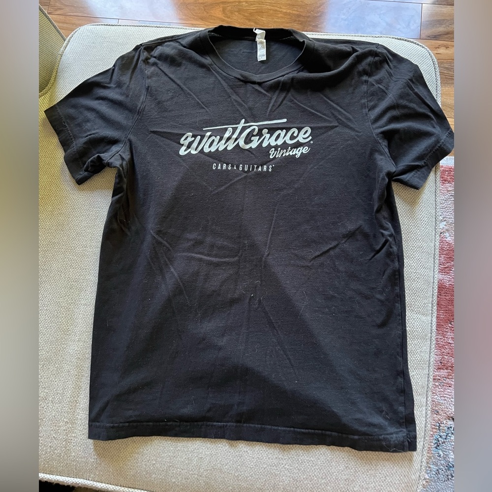 Walt Grace Vintage Cars & Guitars tshirt